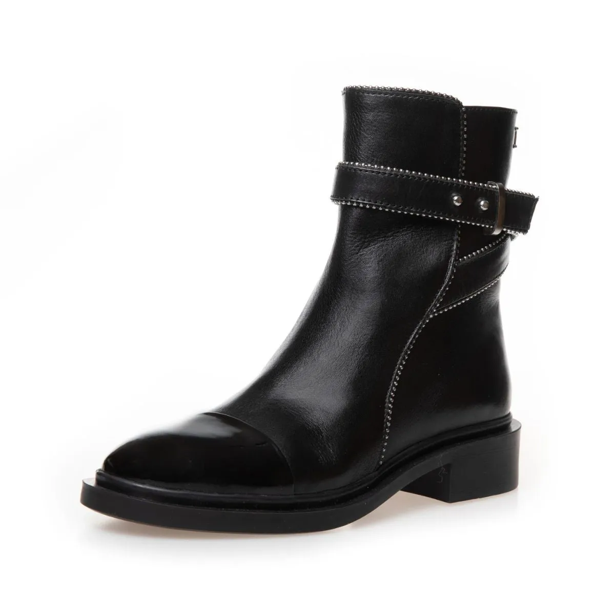 My Moves leather boot black/w patent toe