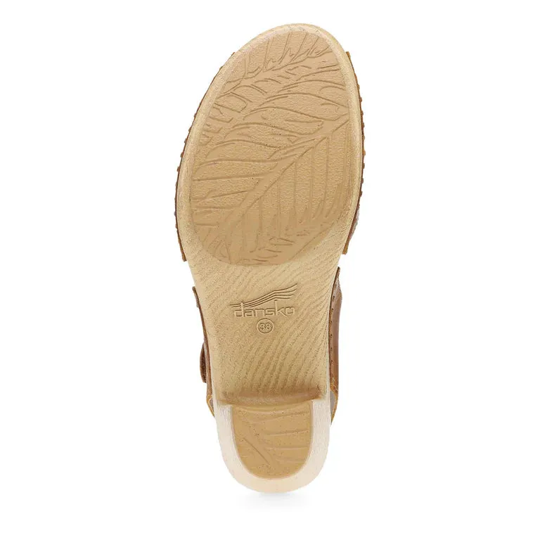 Tamra Bold Heel in Tan