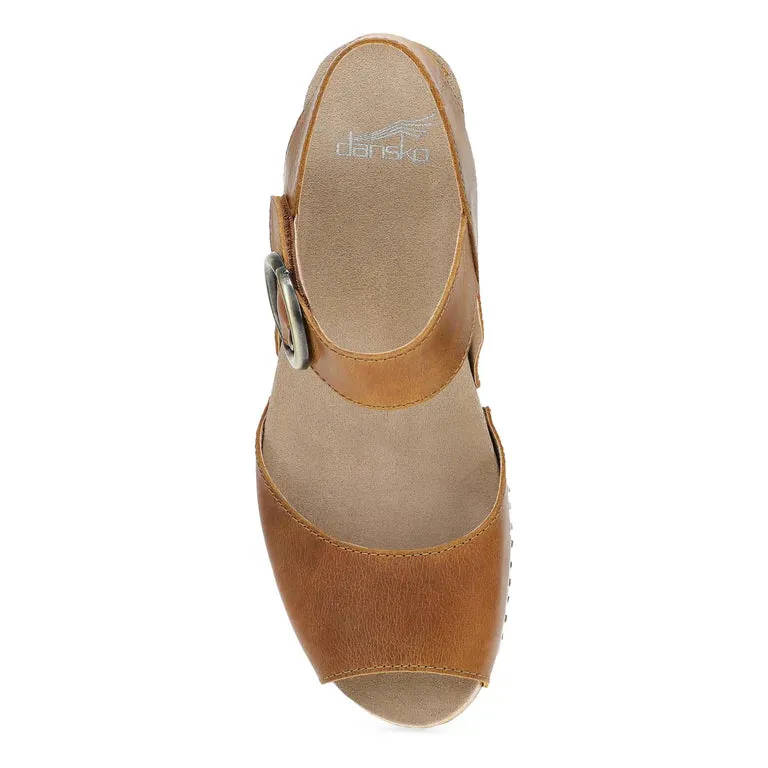 Tamra Bold Heel in Tan